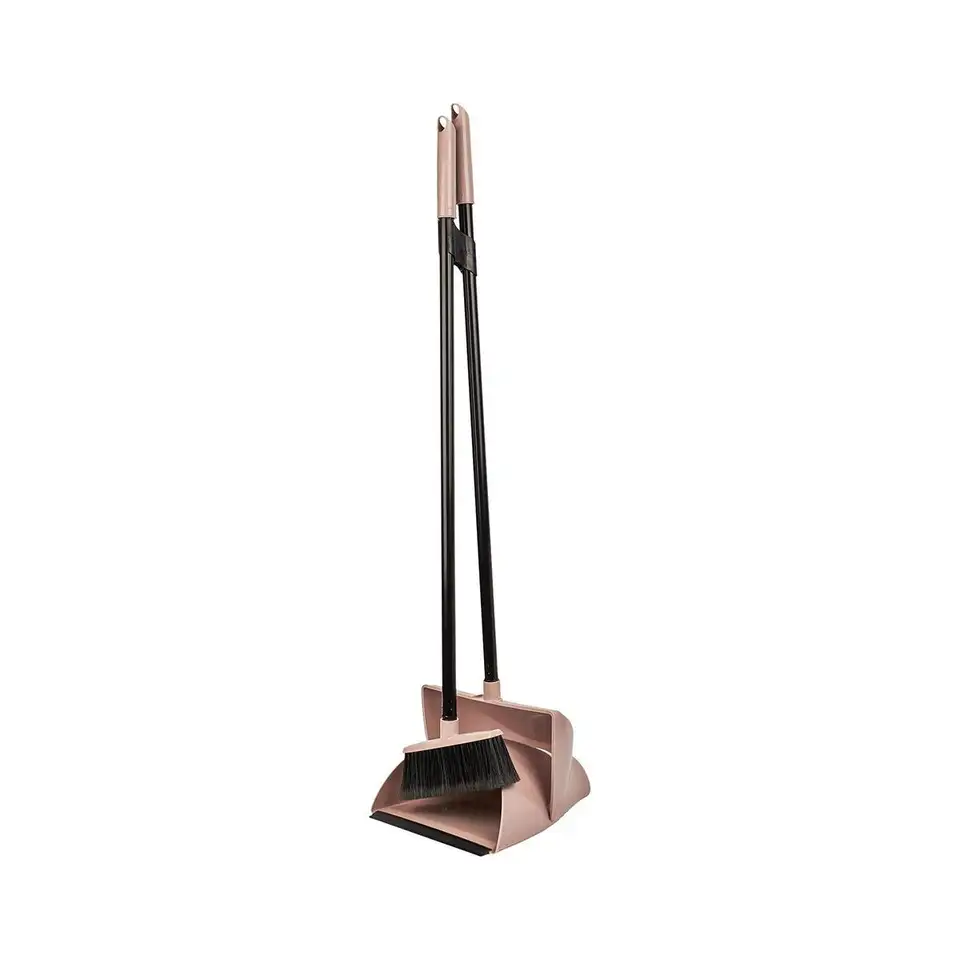 Набор для уборки Spin&Clean Voque с длинными ручками, щетка и совок, 13,5 x 27,5 x 126 см, бежевый — фото 1 Набор для уборки Spin&Clean Voque с длинными ручками, щетка и совок, 13,5 x 27,5 x 126 см, бежевый — фото 1
